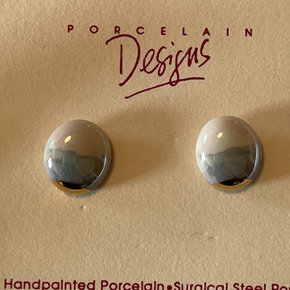 Porcelain, hand painted earrings Never worn - Picture 2 of 5